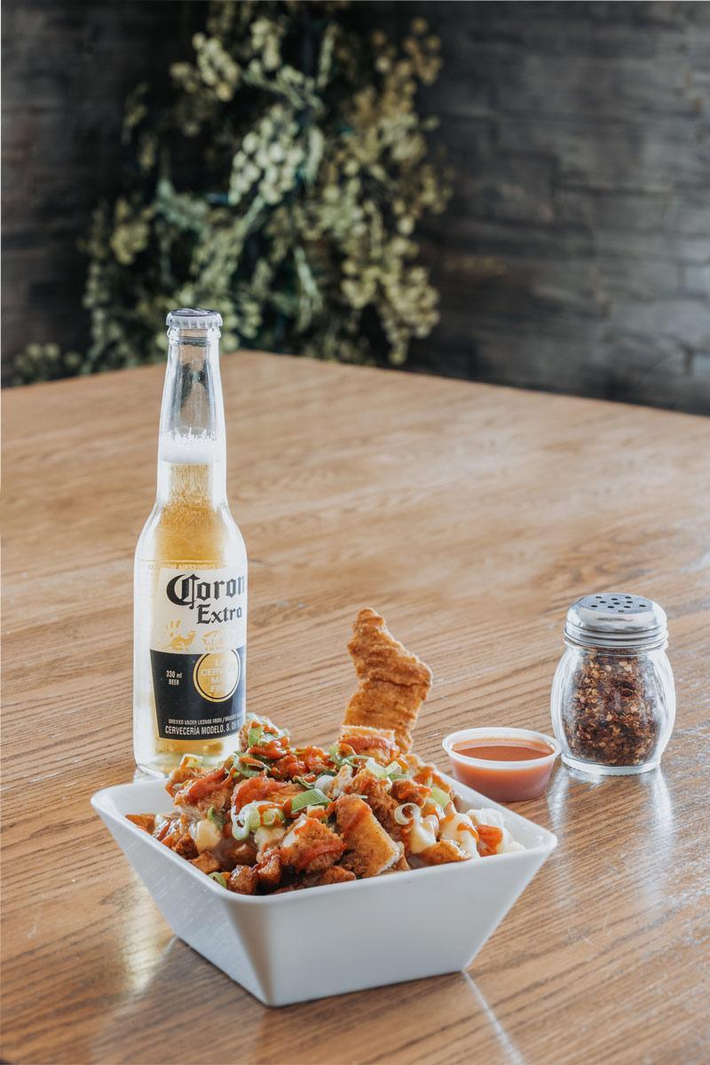 poutine buffalo avec corona